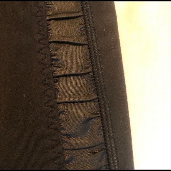 Lululemon Practice Daily Ruched Tuxedo Stripe size 12 - Picture 3 of 8